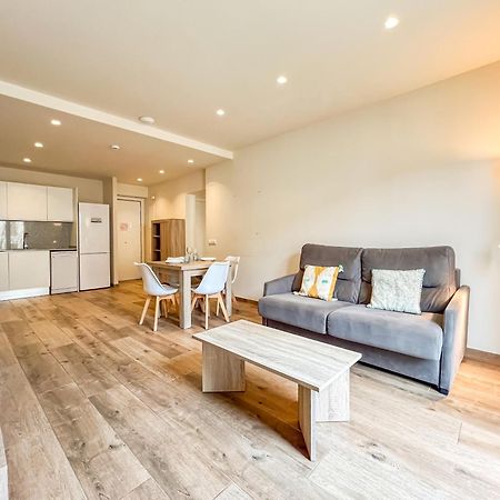 Can Cintet 21Nuevo Apartamento Moderno En Бесалу Экстерьер фото