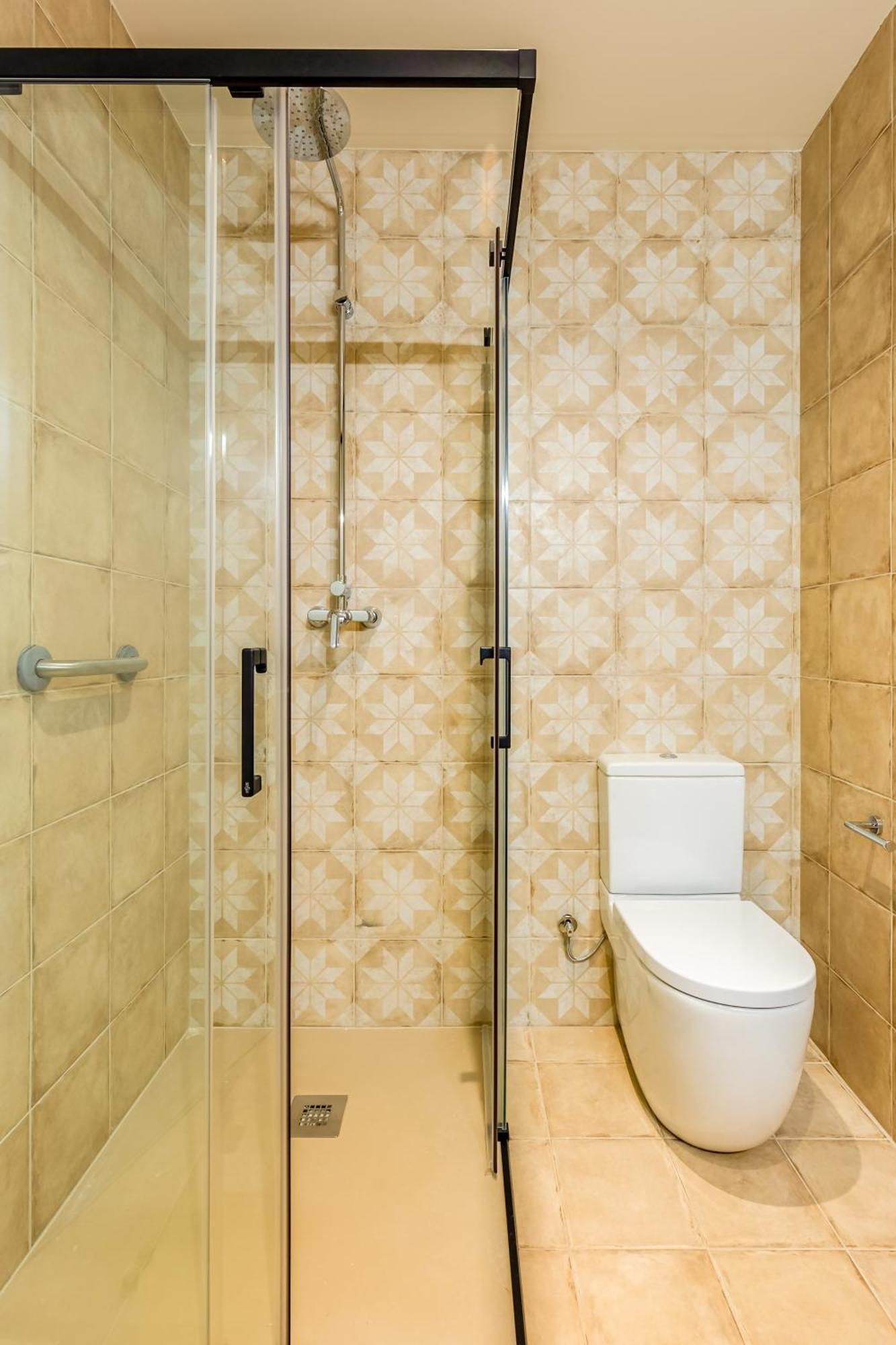 Can Cintet 21Nuevo Apartamento Moderno En Бесалу Экстерьер фото
