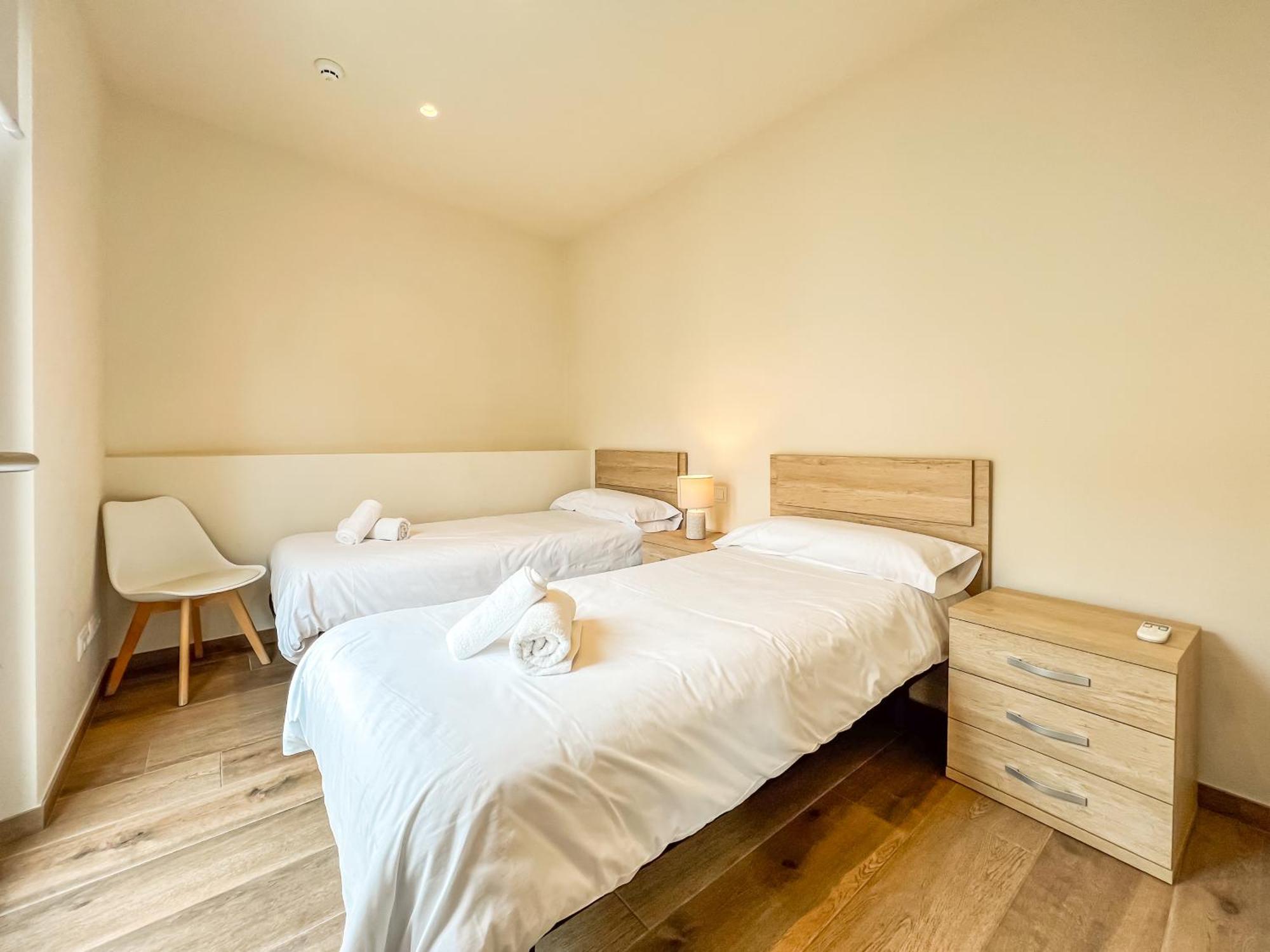 Can Cintet 21Nuevo Apartamento Moderno En Бесалу Экстерьер фото
